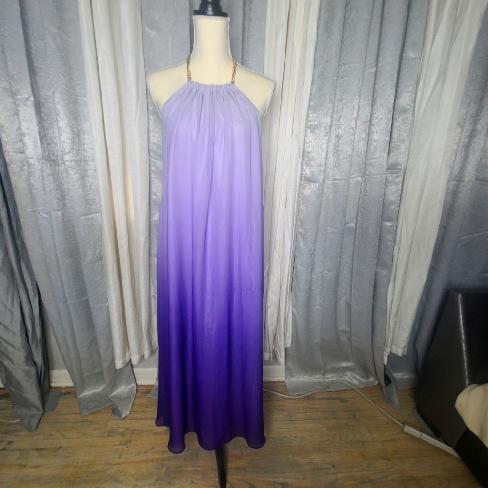 Jennifer Lopez Pure ombre bare back dress gold chain halter.